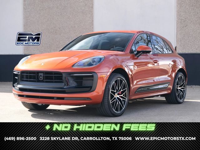 2022 Porsche Macan GTS AWD photo
