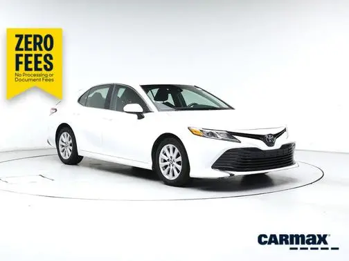 2018 Toyota Camry LE FWD photo