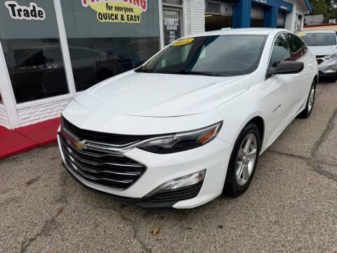 2023 Chevrolet Malibu LS FWD photo