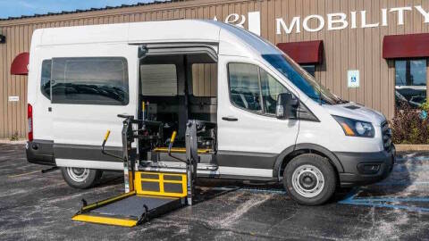 2020 Ford Transit Passenger Wagon RWD photo