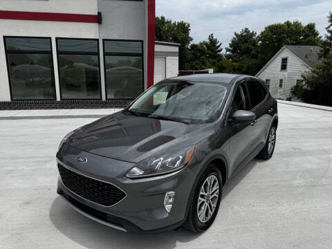 2022 Ford Escape SEL AWD photo