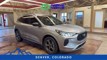 2023 Ford Escape ST-Line AWD photo