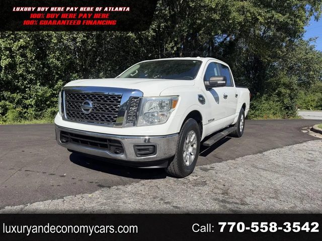2017 Nissan Titan SV 4WD photo
