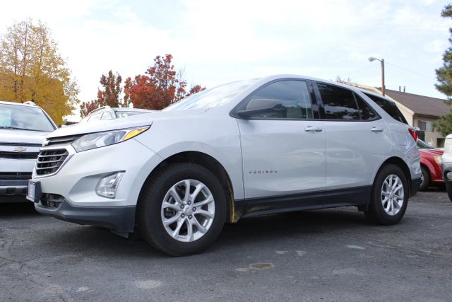 2018 Chevrolet Equinox LS FWD photo