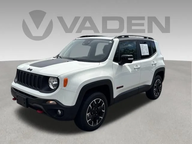 2023 Jeep Renegade Trailhawk 4WD photo