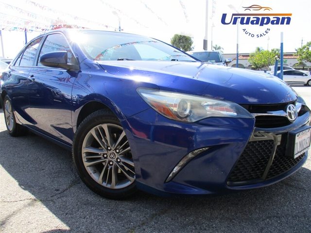 2015 Toyota Camry SE FWD photo