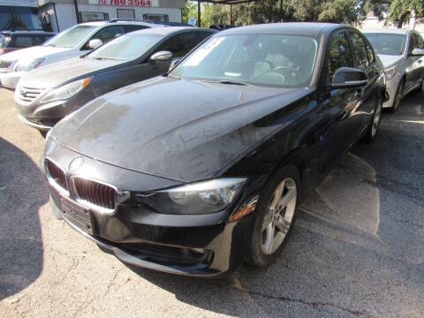 2015 BMW 3 Series 320i RWD photo