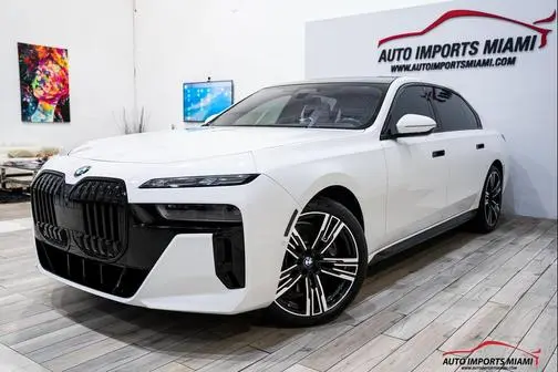 2023 BMW 7 Series 760i xDrive AWD photo