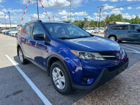 2015 Toyota RAV4 LE FWD photo