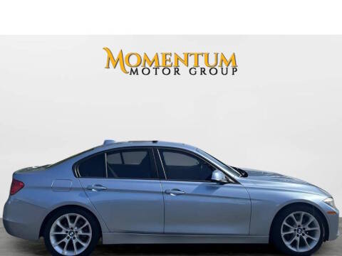 2015 BMW 3 Series 320i RWD photo