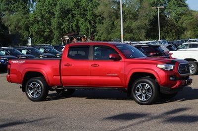2019 Toyota Tacoma TRD Sport 4WD photo