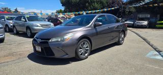 2015 Toyota Camry SE FWD photo
