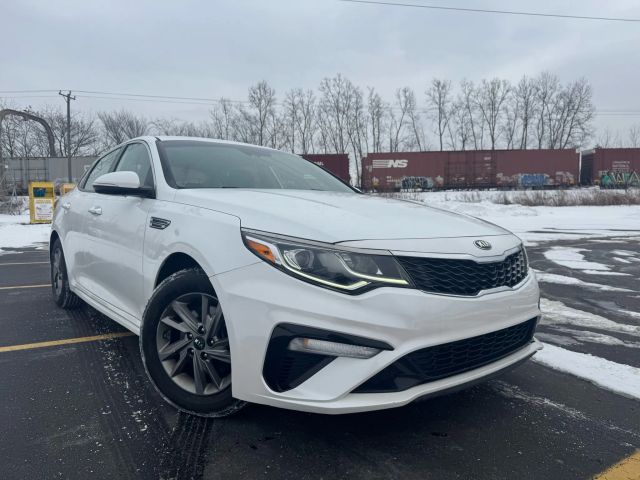 2019 Kia Optima LX FWD photo