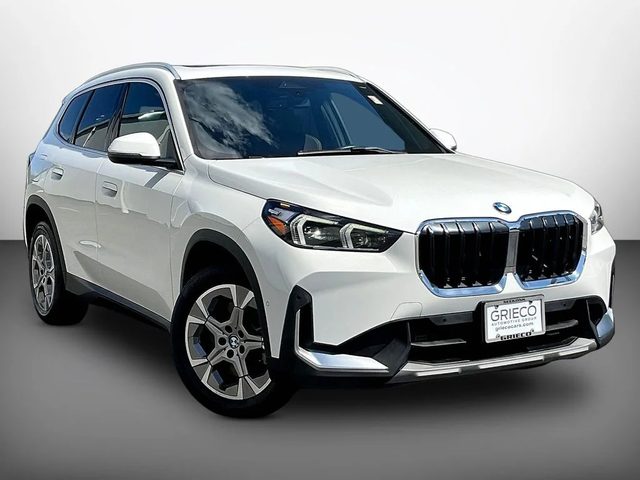 2023 BMW X1 xDrive28i AWD photo