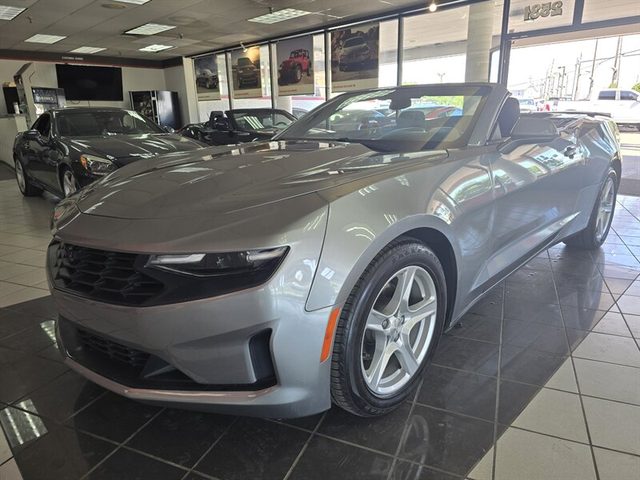 2023 Chevrolet Camaro 1LT RWD photo