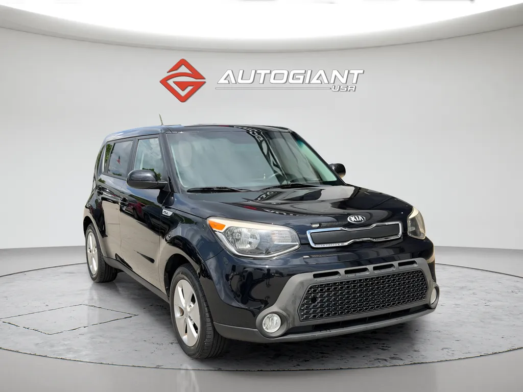 2015 Kia Soul Base FWD photo