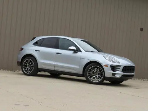 2017 Porsche Macan S AWD photo