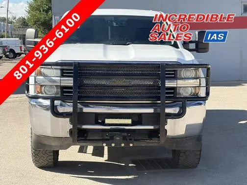 2015 Chevrolet Silverado 3500HD LT 4WD photo