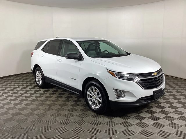 2019 Chevrolet Equinox LS FWD photo