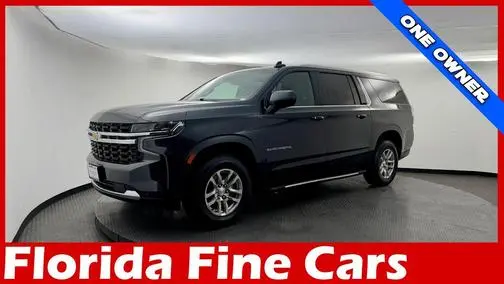 2022 Chevrolet Suburban LS 4WD photo