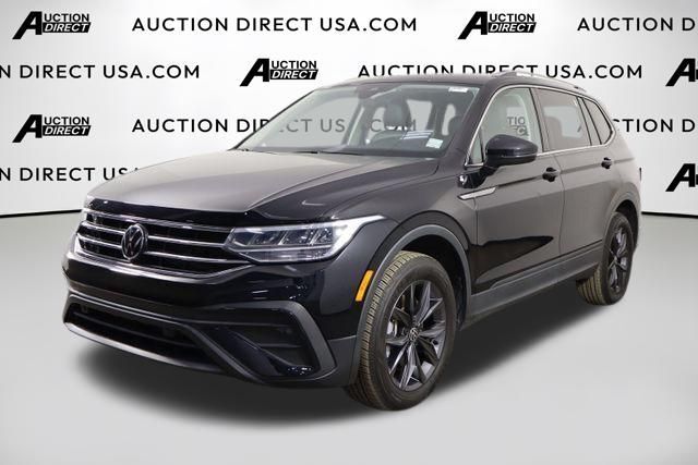 2023 Volkswagen Tiguan SE FWD photo