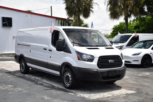 2019 Ford Transit Van  RWD photo