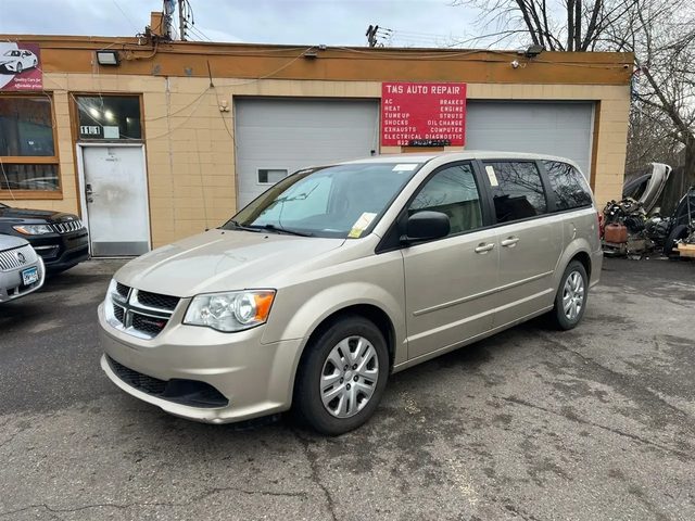 2016 Dodge Grand Caravan SE FWD photo