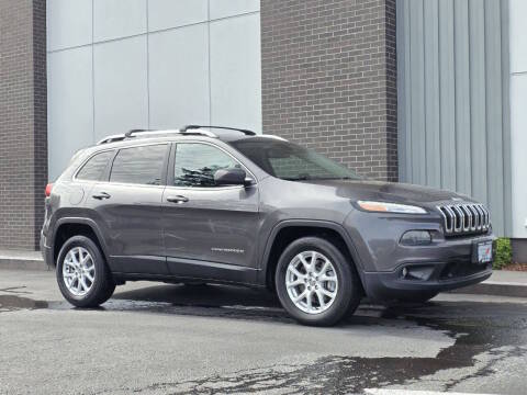 2016 Jeep Cherokee Latitude 4WD photo