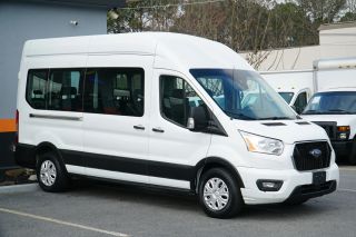 2021 Ford Transit Passenger Wagon RWD photo