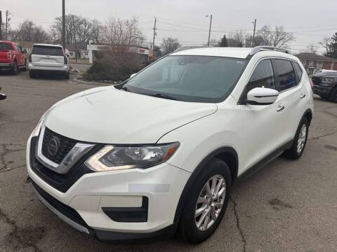2020 Nissan Rogue SV FWD photo