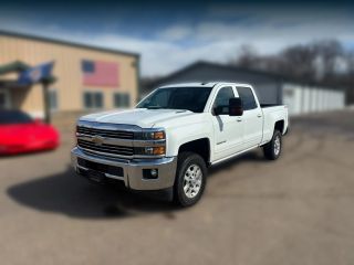 2015 Chevrolet Silverado 3500HD LT 4WD photo
