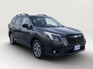 2022 Subaru Forester Premium AWD photo