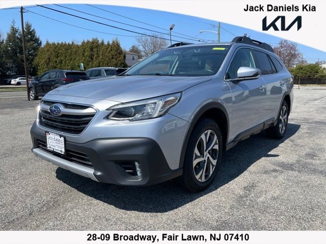 2022 Subaru Outback Limited AWD photo