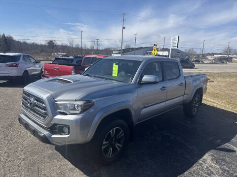 2017 Toyota Tacoma  4WD photo