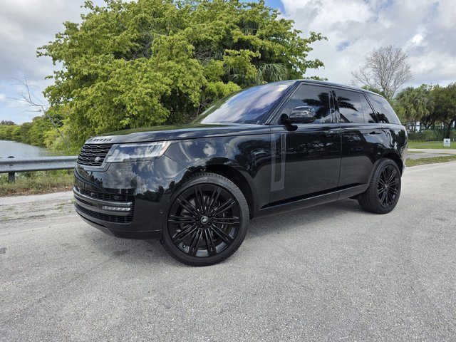 2023 Land Rover Range Rover SE AWD photo