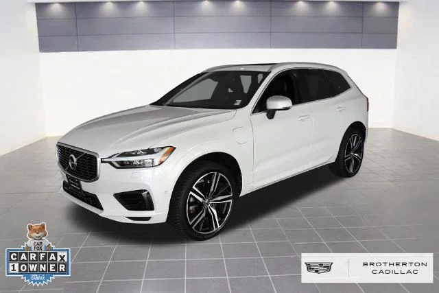 2018 Volvo XC60 R-Design AWD photo
