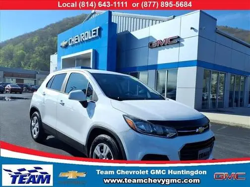 2017 Chevrolet Trax LS FWD photo