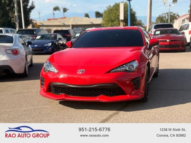 2017 Toyota 86  RWD photo