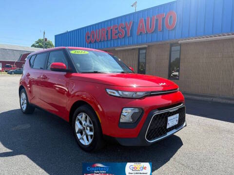 2022 Kia Soul LX FWD photo