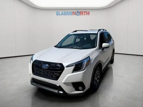2022 Subaru Forester Premium AWD photo