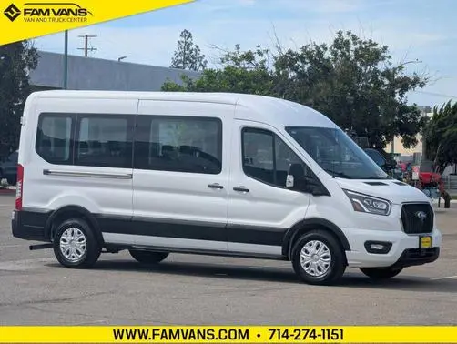 2023 Ford Transit Passenger Wagon XLT RWD photo
