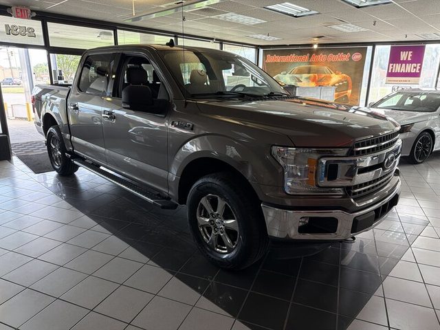 2020 Ford F-150 XLT 4WD photo
