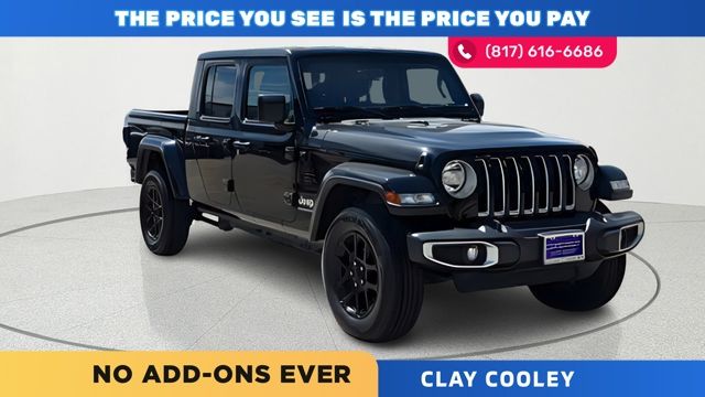 2023 Jeep Gladiator Overland 4WD photo