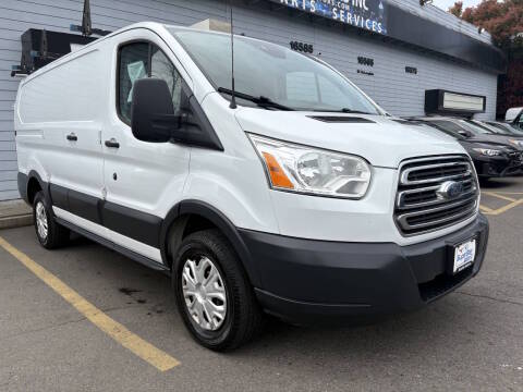 2015 Ford Transit Van RWD photo