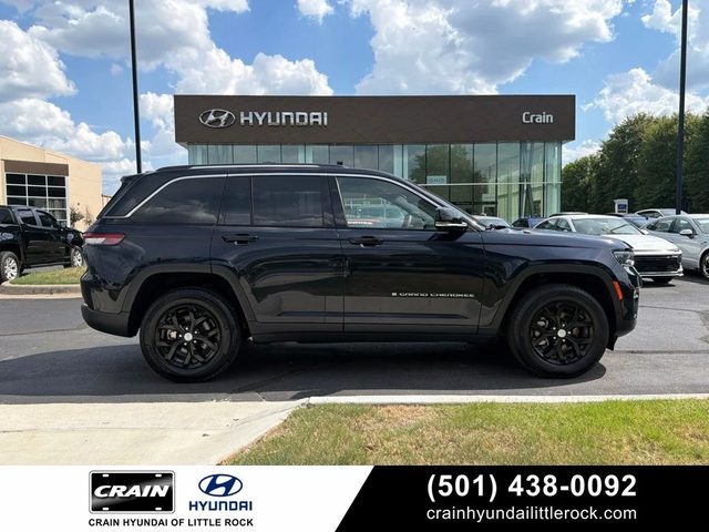 2023 Jeep Grand Cherokee Limited 4WD photo