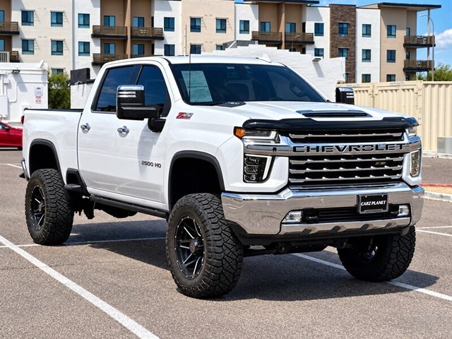 2022 Chevrolet Silverado 2500HD LTZ 4WD photo