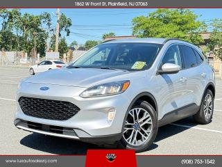 2020 Ford Escape SEL FWD photo