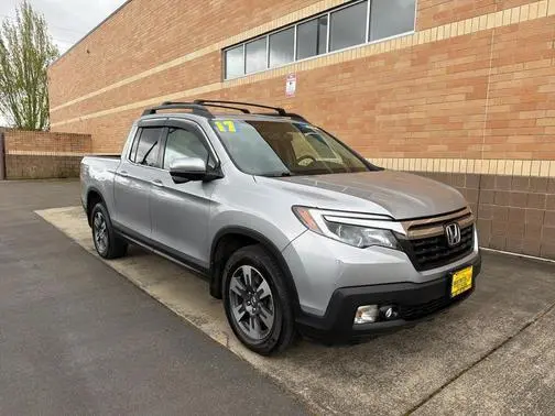 2017 Honda Ridgeline RTL-T AWD photo