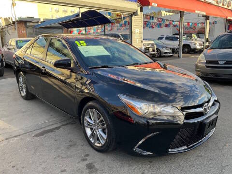 2015 Toyota Camry SE FWD photo