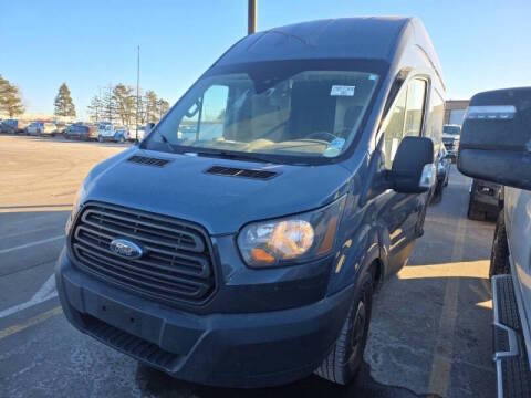 2019 Ford Transit Van  RWD photo